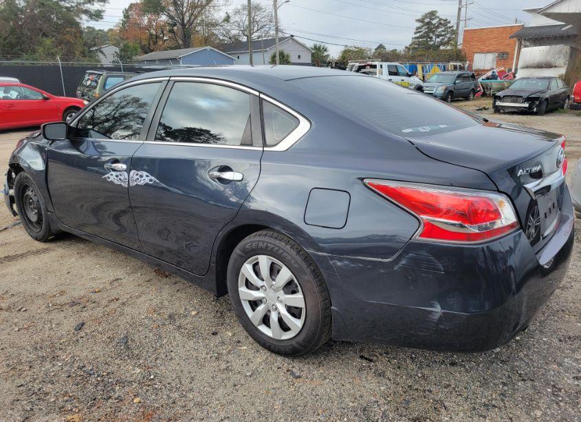 Photo 3 of 2015 Nissan Altima (VIN 1N4AL3APXFC236127)