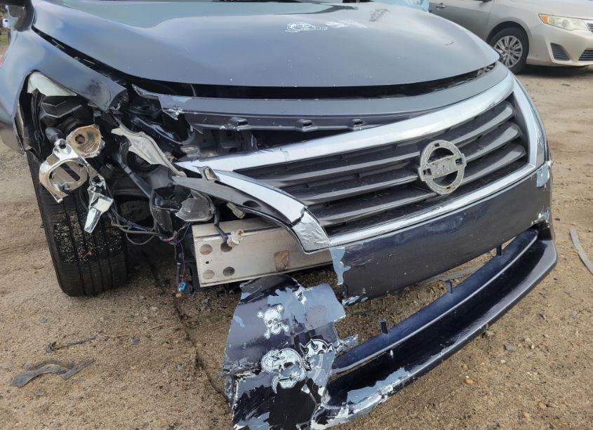 Photo 6 of 2015 Nissan Altima (VIN 1N4AL3APXFC236127)