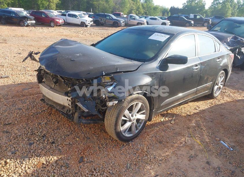 Photo 2 of 2015 Nissan Altima 2.5 SV (VIN 1N4AL3APXFC237858)