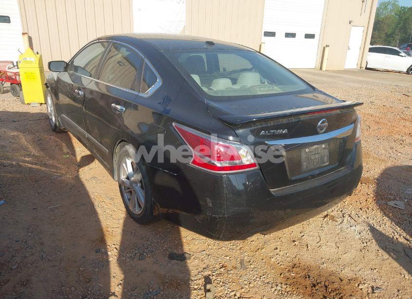 Photo 3 of 2015 Nissan Altima 2.5 SV (VIN 1N4AL3APXFC237858)