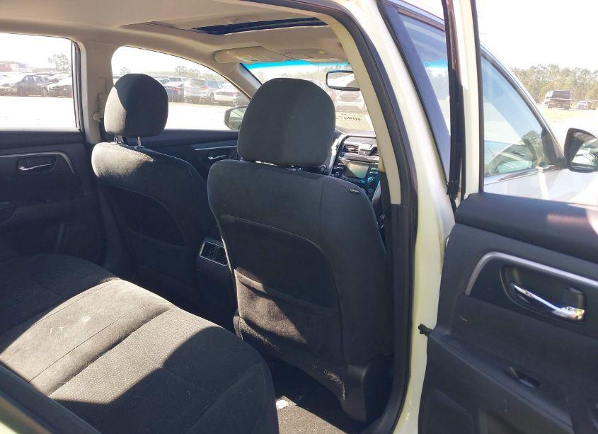 Photo 8 of 2015 Nissan Altima 2.5 SV (VIN 1N4AL3APXFC242249)