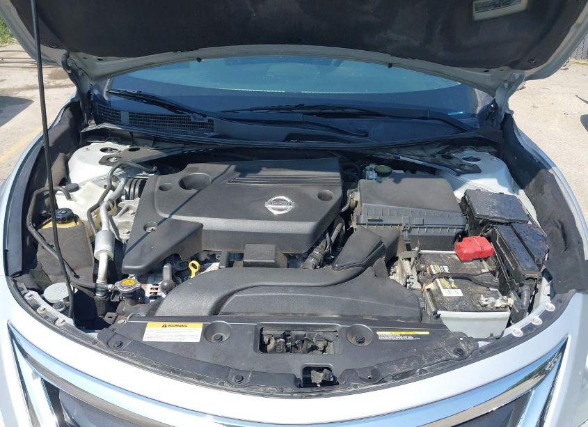 Photo 10 of 2015 Nissan Altima 2.5 S (VIN 1N4AL3APXFC247807)