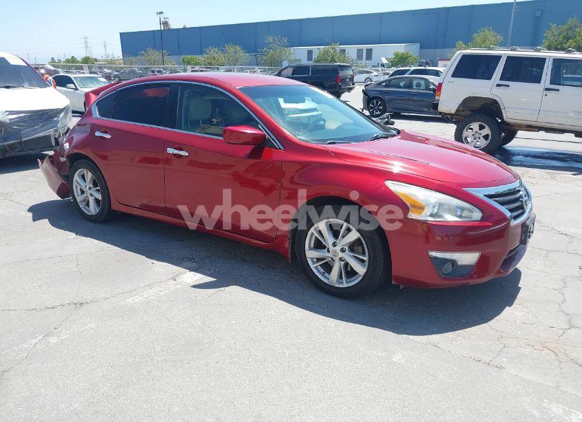 2015 Nissan Altima 2.5 SV (VIN 1N4AL3APXFC257382) main photo