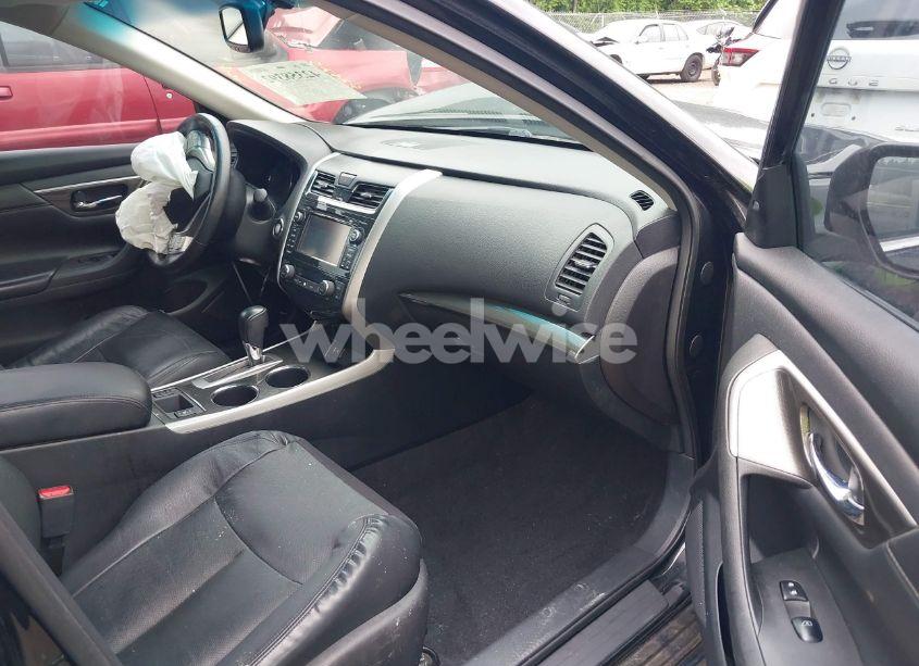 Photo 5 of 2015 Nissan Altima 2.5 SL (VIN 1N4AL3APXFC257463)