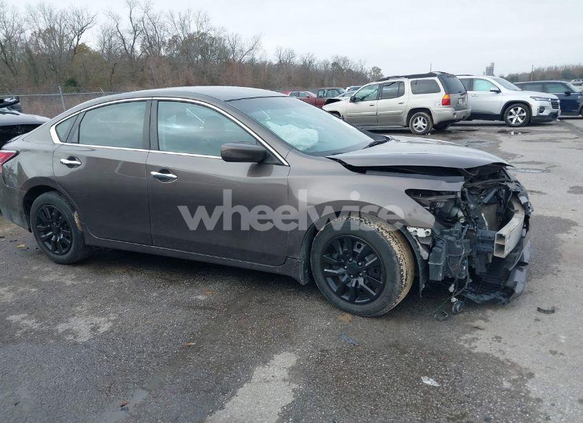 Photo 13 of 2015 Nissan Altima 2.5 S (VIN 1N4AL3APXFC264509)