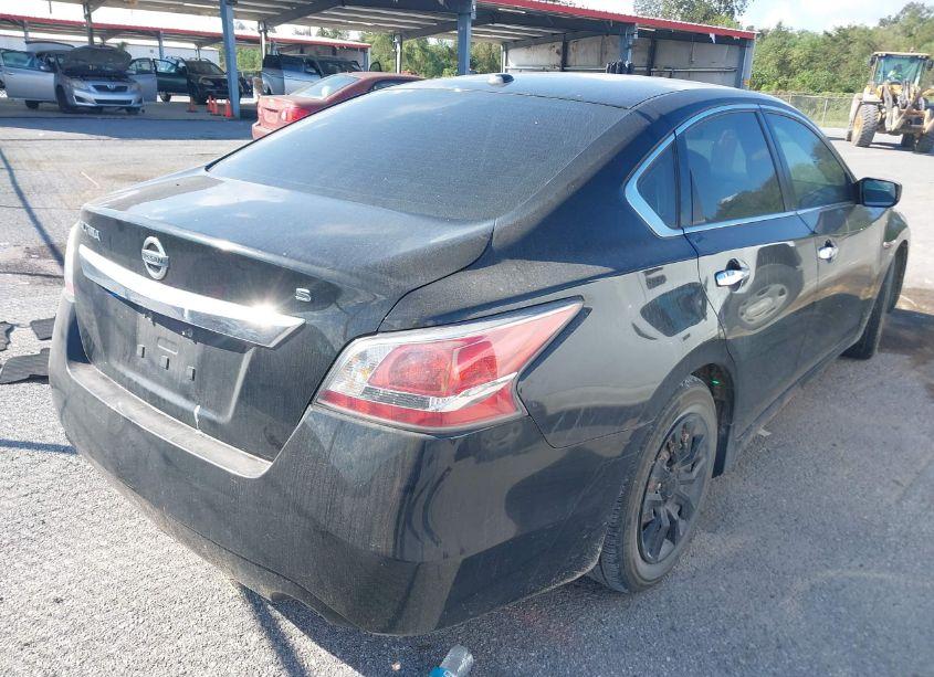 Photo 4 of 2015 Nissan Altima 2.5/2.5 S/2.5 SL/2.5 SV (VIN 1N4AL3APXFC282783)