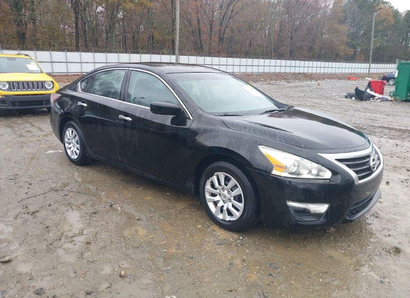2015 Nissan Altima 2.5 S (VIN 1N4AL3APXFC288552) main photo