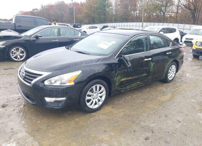 Photo 2 of 2015 Nissan Altima 2.5 S (VIN 1N4AL3APXFC288552)