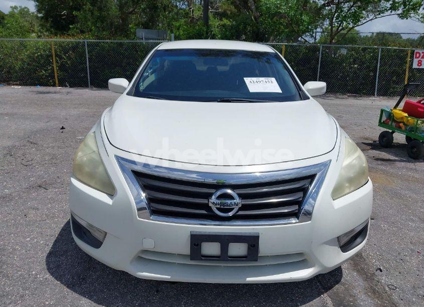 Photo 12 of 2015 Nissan Altima 2.5 S (VIN 1N4AL3APXFC294500)