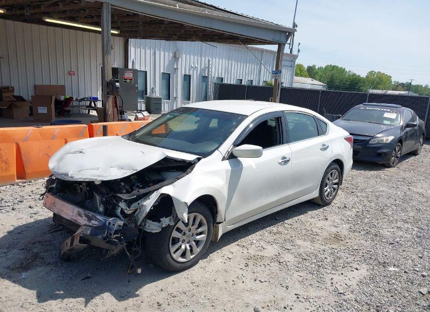 Photo 2 of 2015 Nissan Altima 2.5 S (VIN 1N4AL3APXFC419091)