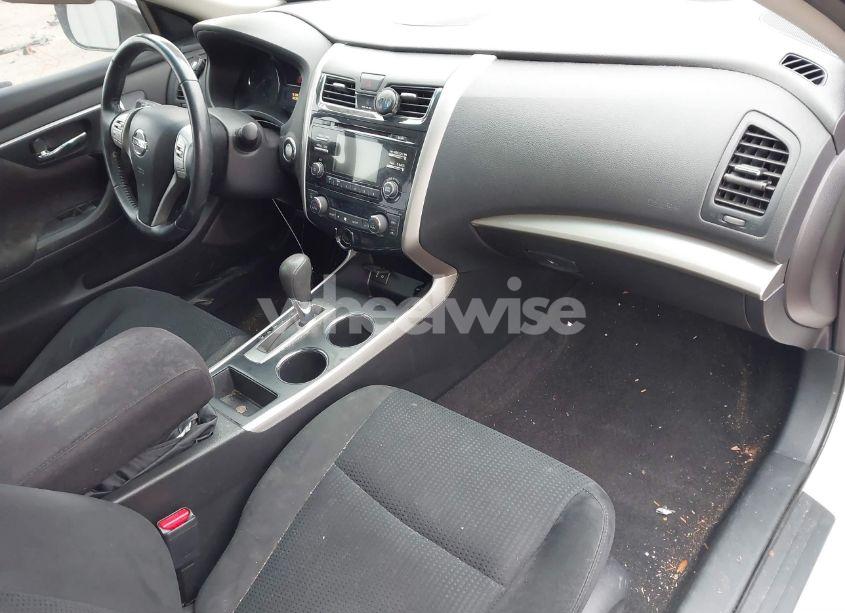 Photo 5 of 2015 Nissan Altima 2.5 SV (VIN 1N4AL3APXFC420290)