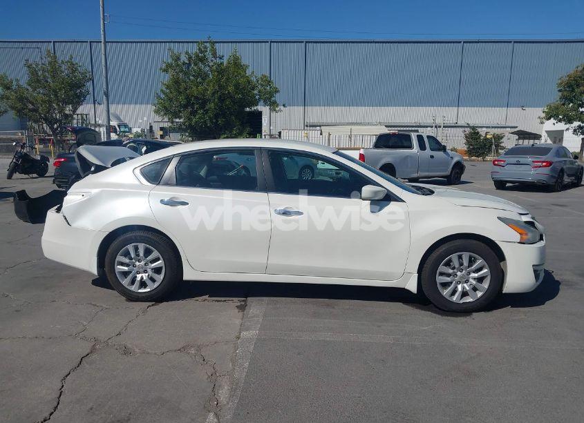 Photo 13 of 2015 Nissan Altima 2.5 S (VIN 1N4AL3APXFC427658)