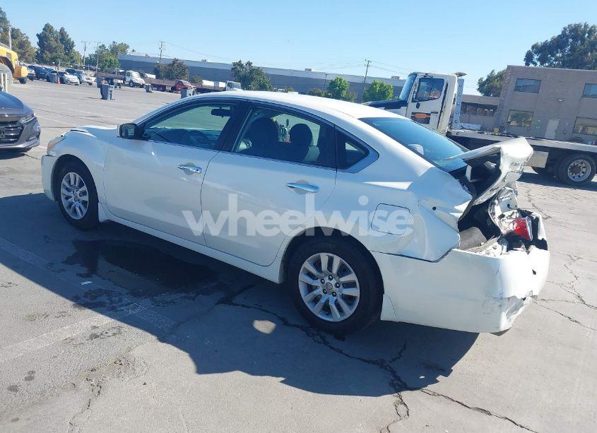 Photo 3 of 2015 Nissan Altima 2.5 S (VIN 1N4AL3APXFC427658)