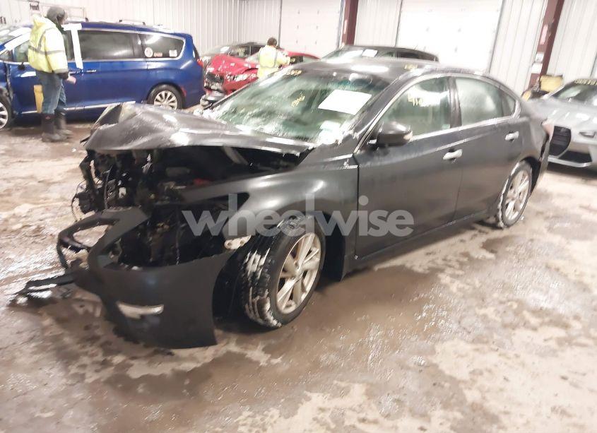 Photo 2 of 2015 Nissan Altima 2.5/S/SV/SL (VIN 1N4AL3APXFC433590)