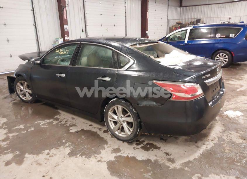 Photo 3 of 2015 Nissan Altima 2.5/S/SV/SL (VIN 1N4AL3APXFC433590)