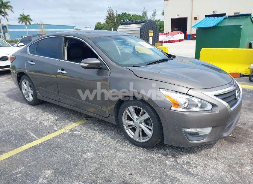 2015 Nissan Altima 2.5 SL (VIN 1N4AL3APXFC440751) main photo