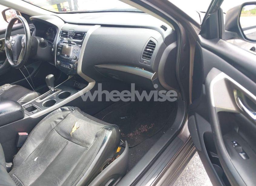 Photo 5 of 2015 Nissan Altima 2.5 SL (VIN 1N4AL3APXFC440751)