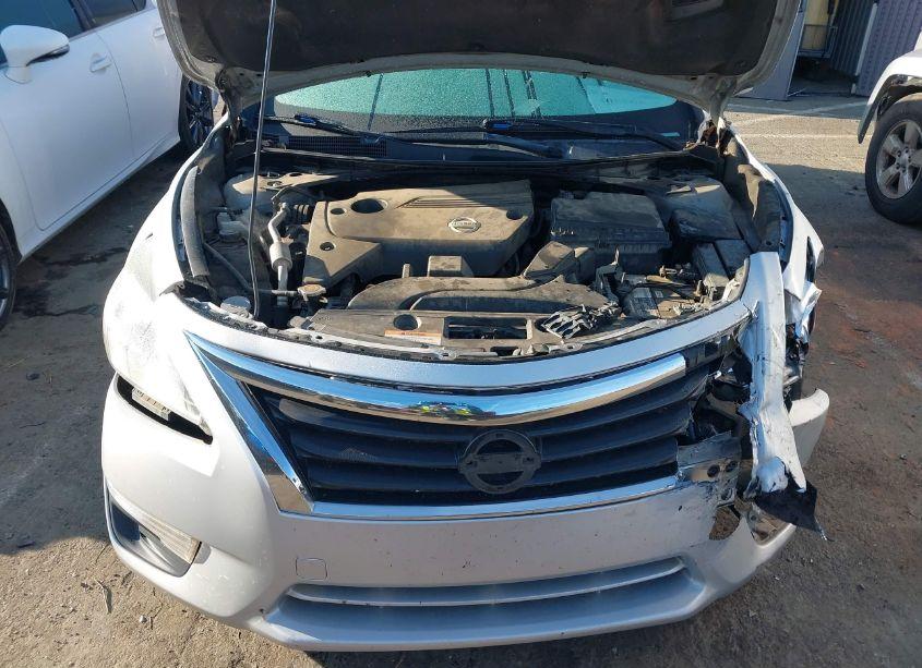 Photo 10 of 2015 Nissan Altima 2.5/2.5 S/2.5 SL/2.5 SV (VIN 1N4AL3APXFC451751)