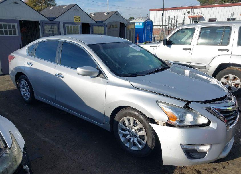 Photo 13 of 2015 Nissan Altima 2.5/2.5 S/2.5 SL/2.5 SV (VIN 1N4AL3APXFC451751)