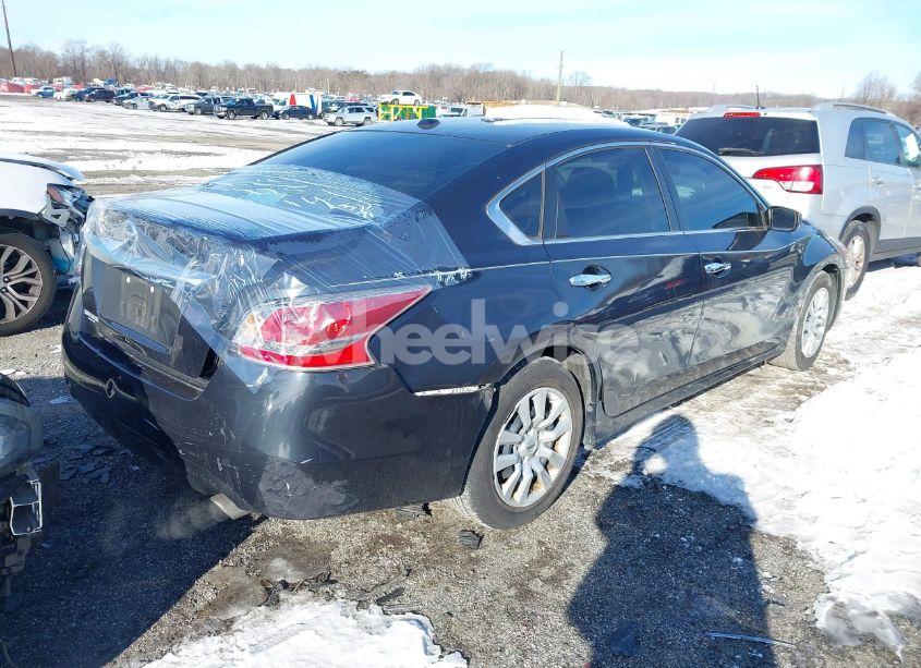 Photo 4 of 2015 Nissan Altima 2.5/2.5 S/2.5 SL/2.5 SV (VIN 1N4AL3APXFC453922)