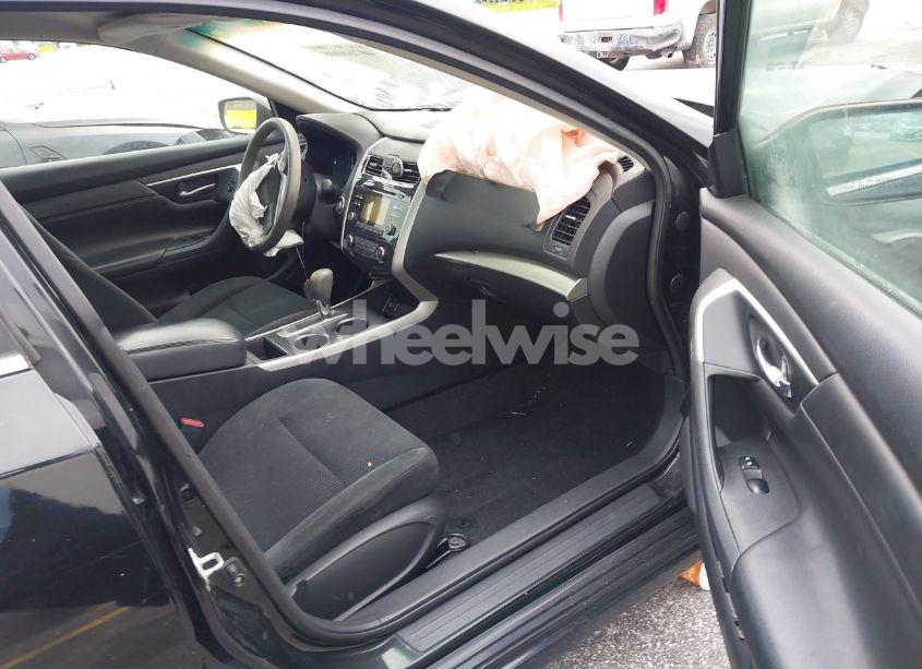 Photo 5 of 2015 Nissan Altima 2.5/2.5 S/2.5 SL/2.5 SV (VIN 1N4AL3APXFC457694)