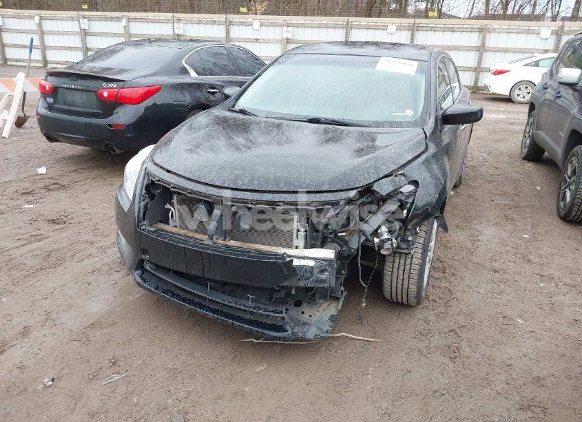 Photo 6 of 2015 Nissan Altima 2.5/2.5 S/2.5 SL/2.5 SV (VIN 1N4AL3APXFC462782)