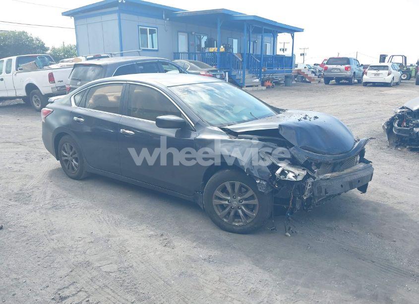 2015 Nissan Altima 2.5 S (VIN 1N4AL3APXFC476312) main photo