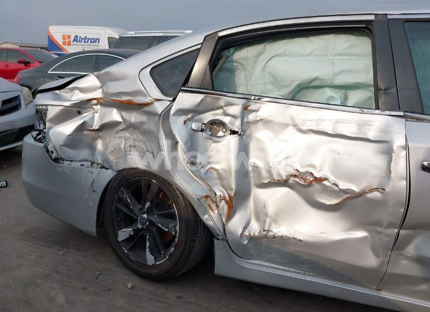 Photo 6 of 2015 Nissan Altima 2.5 SV (VIN 1N4AL3APXFC480070)