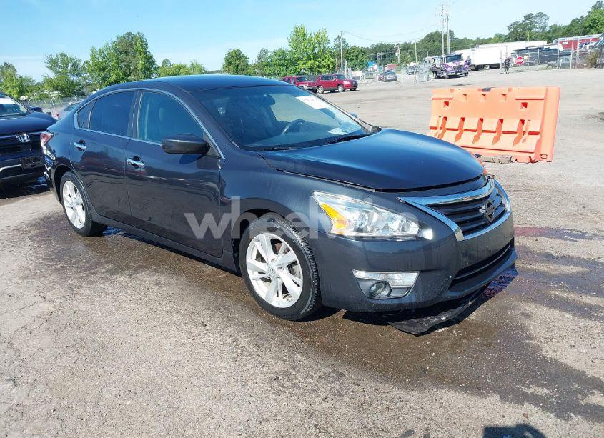 2015 Nissan Altima 2.5 SV (VIN 1N4AL3APXFC482594) main photo
