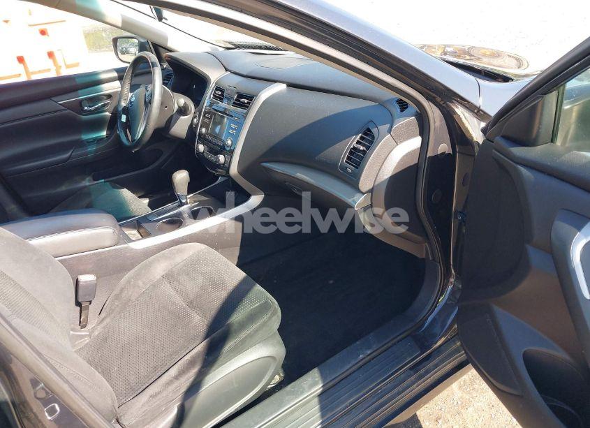 Photo 5 of 2015 Nissan Altima 2.5 SV (VIN 1N4AL3APXFC482594)