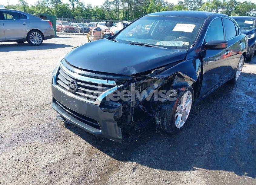 Photo 6 of 2015 Nissan Altima 2.5 SV (VIN 1N4AL3APXFC482594)