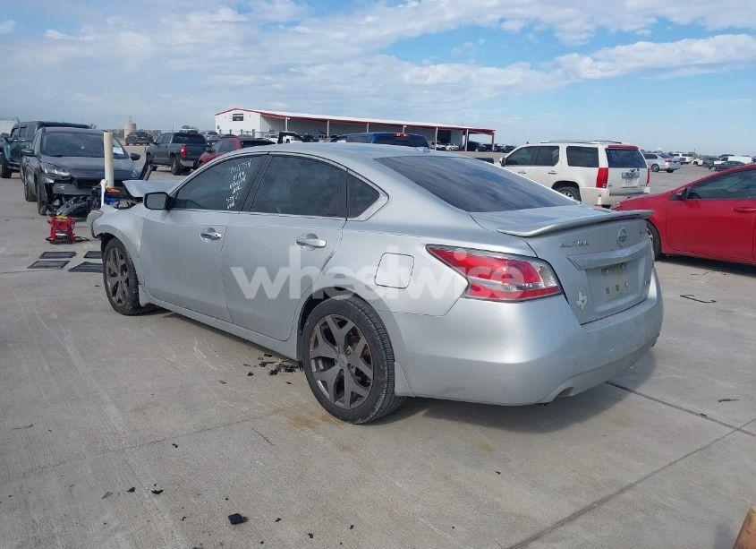 Photo 3 of 2015 Nissan Altima 2.5 S (VIN 1N4AL3APXFC485382)