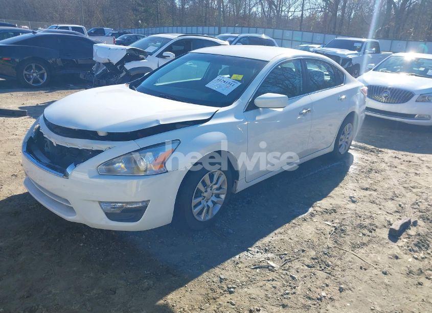Photo 2 of 2015 Nissan Altima 2.5/2.5 S/2.5 SL/2.5 SV (VIN 1N4AL3APXFC489724)
