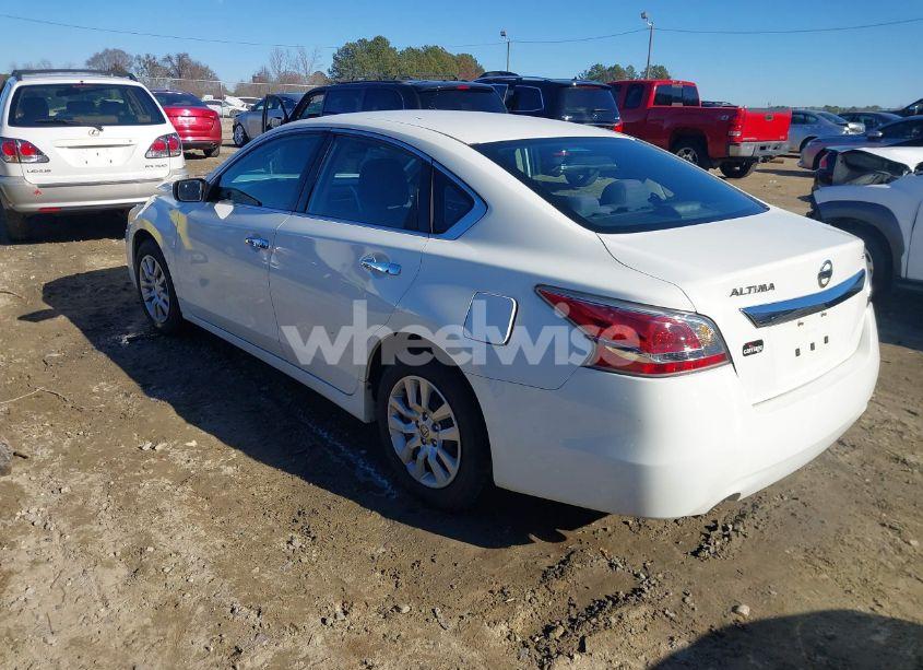 Photo 3 of 2015 Nissan Altima 2.5/2.5 S/2.5 SL/2.5 SV (VIN 1N4AL3APXFC489724)