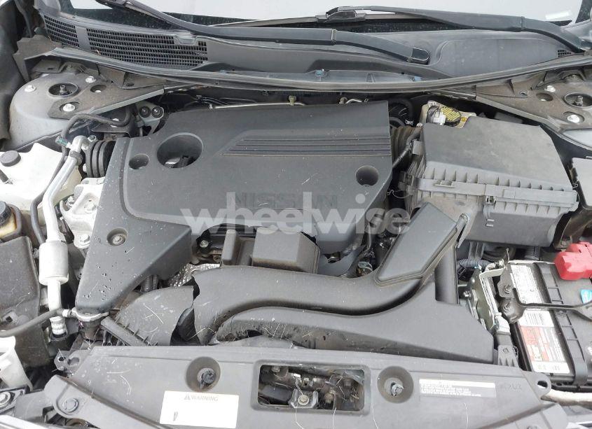 Photo 10 of 2015 Nissan Altima 2.5 SV (VIN 1N4AL3APXFC588432)