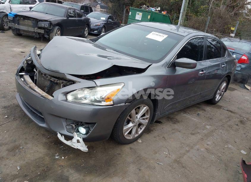 Photo 2 of 2015 Nissan Altima 2.5 SV (VIN 1N4AL3APXFC588432)