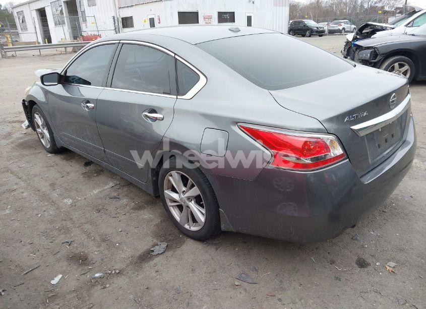 Photo 3 of 2015 Nissan Altima 2.5 SV (VIN 1N4AL3APXFC588432)