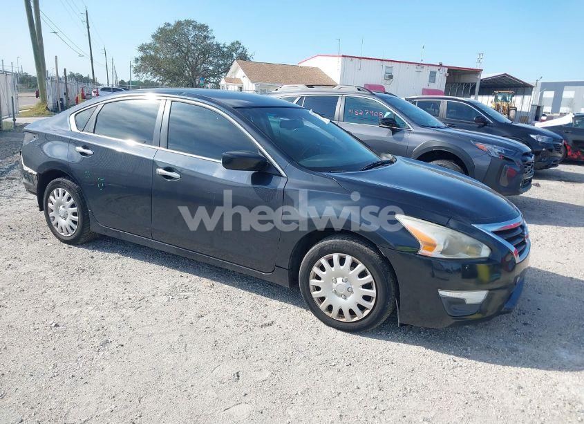 2015 Nissan Altima 2.5/2.5 S/2.5 SL/2.5 SV (VIN 1N4AL3APXFN308433) main photo