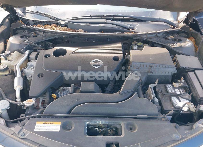 Photo 10 of 2015 Nissan Altima 2.5/2.5 S/2.5 SL/2.5 SV (VIN 1N4AL3APXFN308433)
