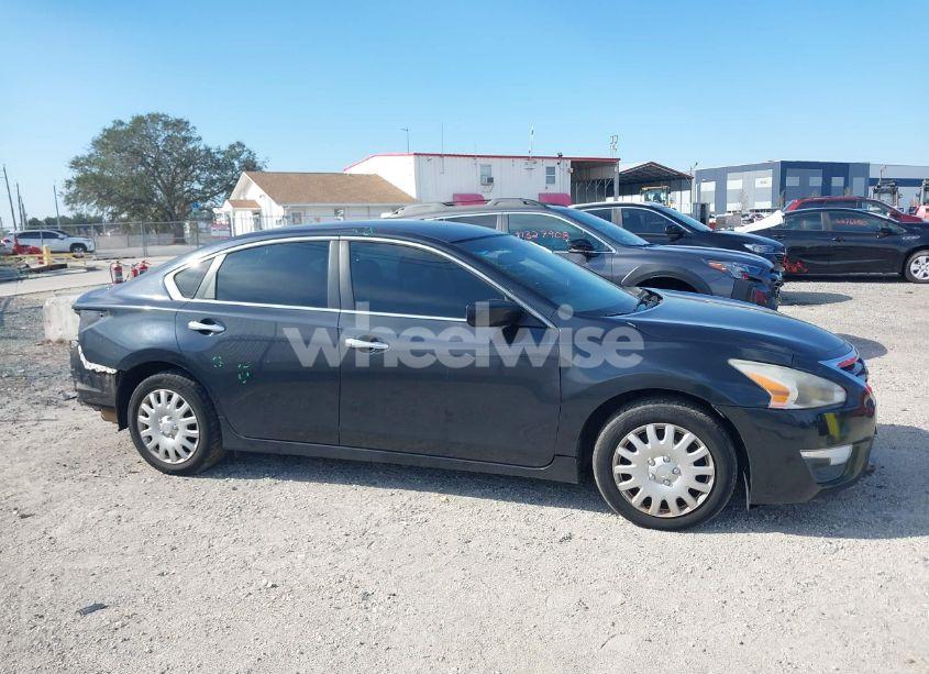 Photo 14 of 2015 Nissan Altima 2.5/2.5 S/2.5 SL/2.5 SV (VIN 1N4AL3APXFN308433)