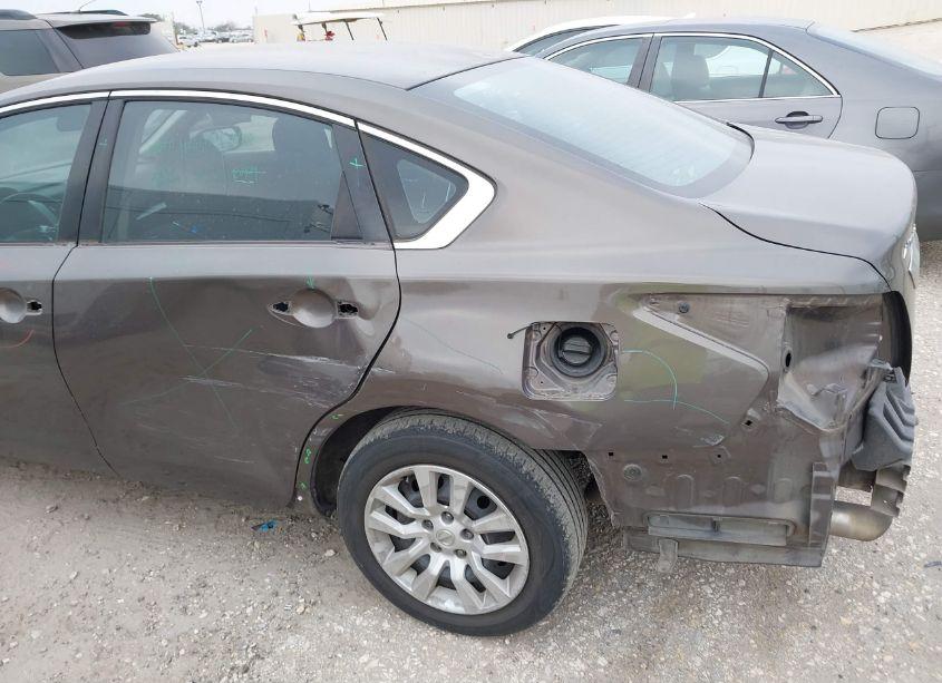 Photo 6 of 2015 Nissan Altima 2.5/2.5 S/2.5 SL/2.5 SV (VIN 1N4AL3APXFN313518)