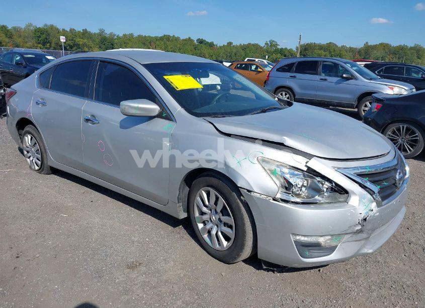 2015 Nissan Altima 2.5 SL/2.5 SV/2.5/2.5 S (VIN 1N4AL3APXFN331274) main photo