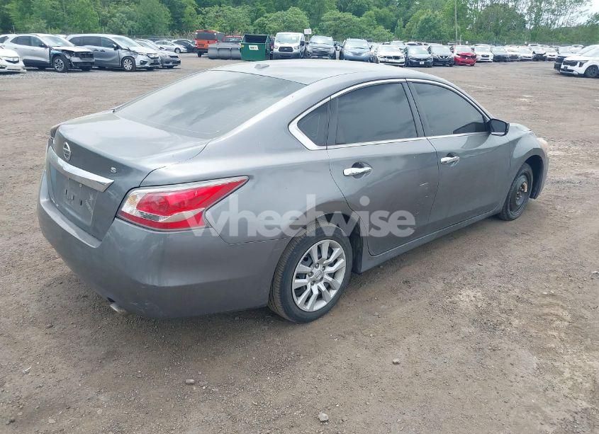 Photo 4 of 2015 Nissan Altima 2.5/2.5 S/2.5 SL/2.5 SV (VIN 1N4AL3APXFN341755)