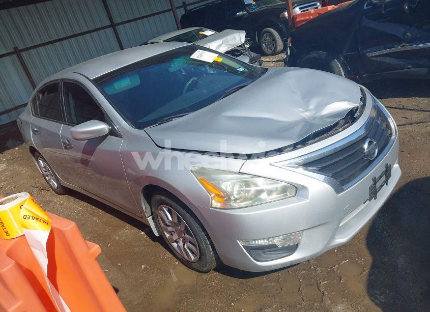 2015 Nissan Altima 2.5 S (VIN 1N4AL3APXFN343778) main photo