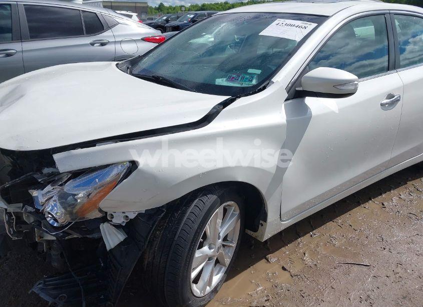 Photo 17 of 2015 Nissan Altima 2.5 SL (VIN 1N4AL3APXFN355123)