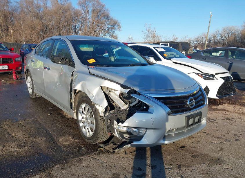 2015 Nissan Altima 2.5/2.5 S/2.5 SL/2.5 SV (VIN 1N4AL3APXFN372097) main photo