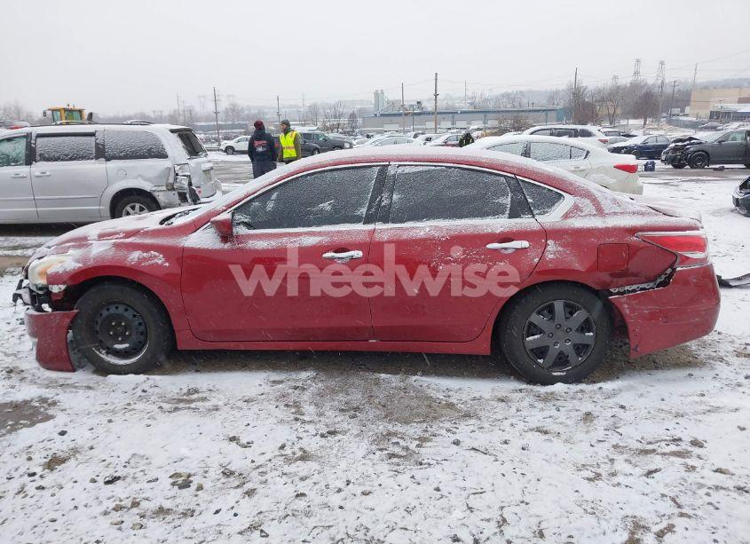 Photo 13 of 2015 Nissan Altima 2.5 S (VIN 1N4AL3APXFN383858)