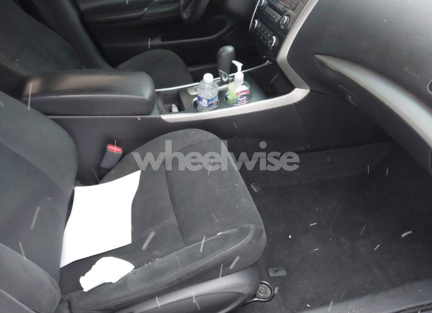 Photo 5 of 2015 Nissan Altima 2.5 S (VIN 1N4AL3APXFN383858)