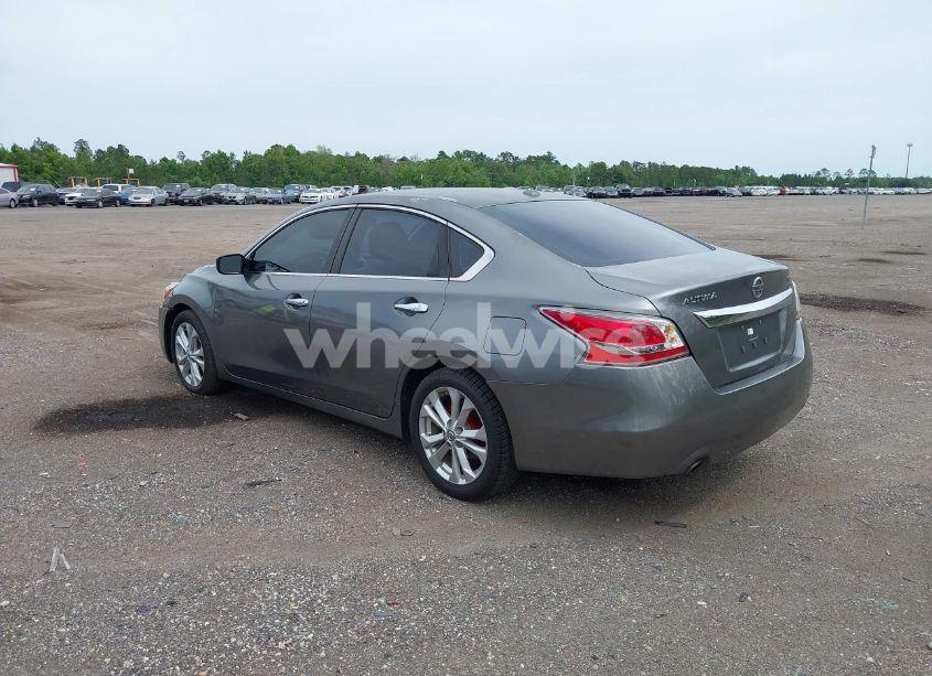 Photo 3 of 2015 Nissan Altima 2.5/2.5 S/2.5 SL/2.5 SV (VIN 1N4AL3APXFN388851)