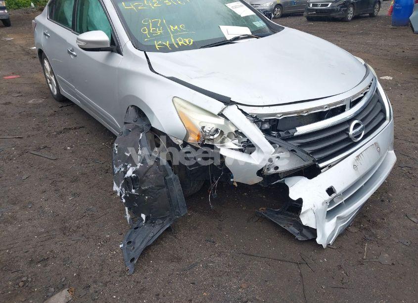 Photo 6 of 2015 Nissan Altima 2.5 SL (VIN 1N4AL3APXFN402683)